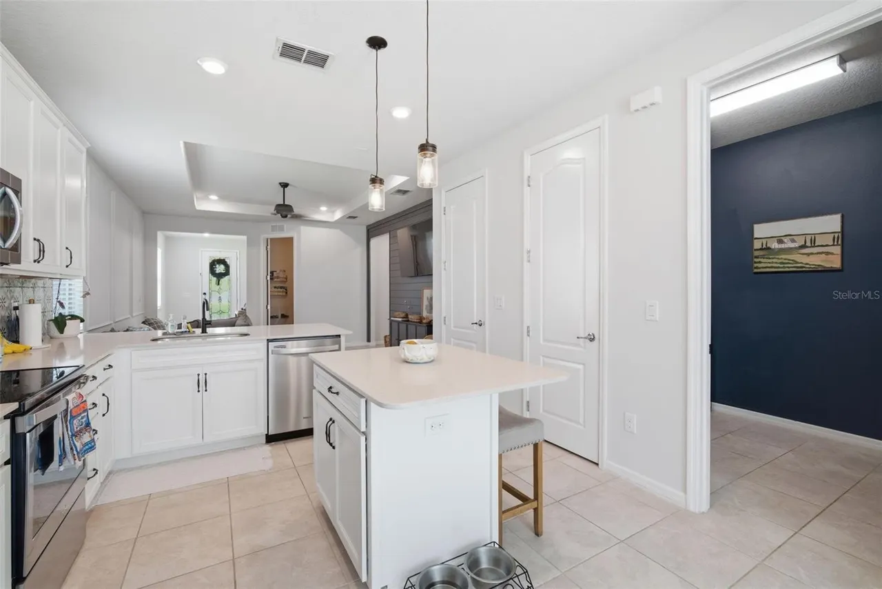 11401 Green Harvest - Kitchen