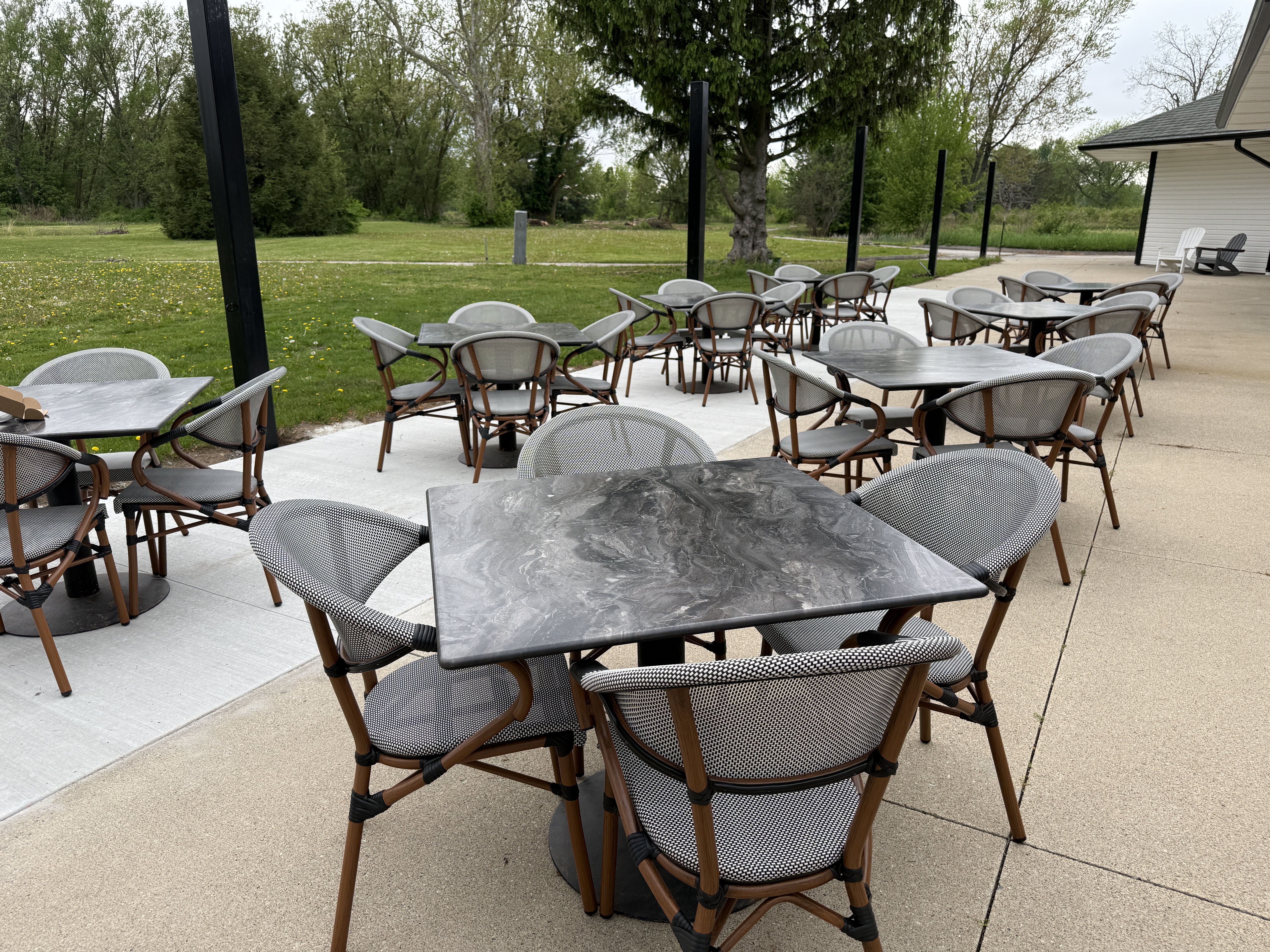 Outdoor dining tables