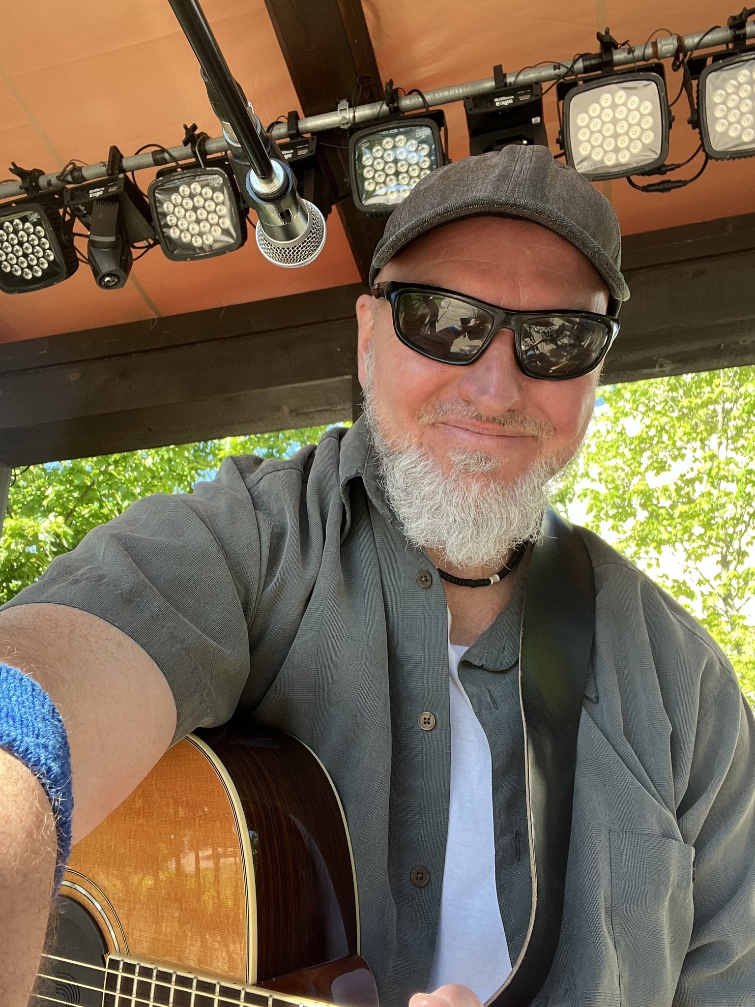 Clarke Circle — Live on the Patio