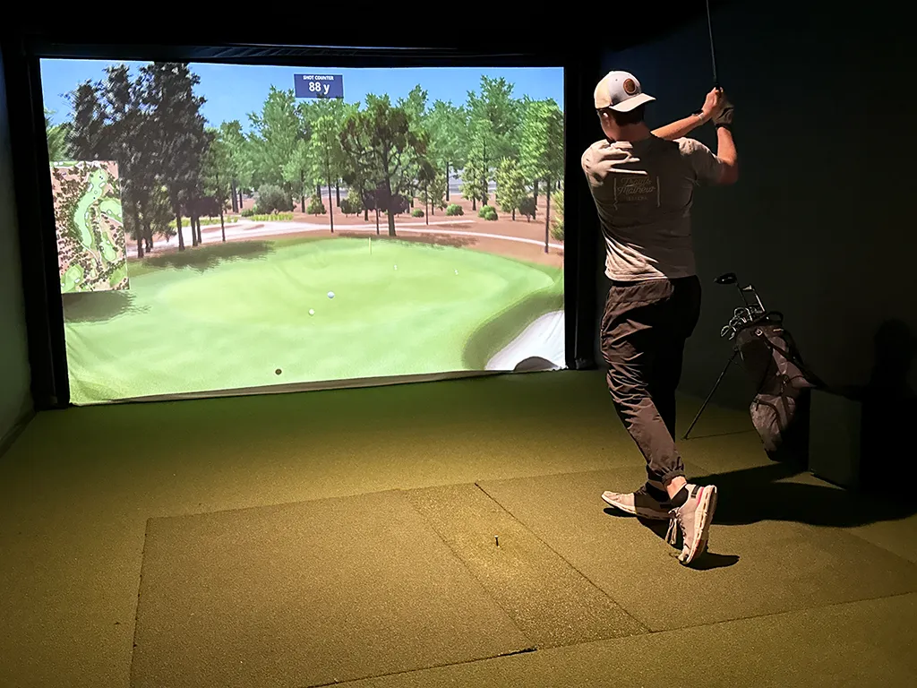 Golf simulator at South Shore Social