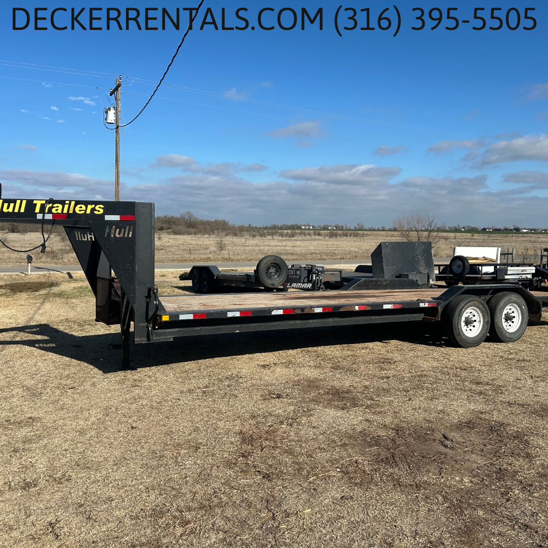 28 foot Gooseneck Car Hauler trailer rental in Wichita, KS