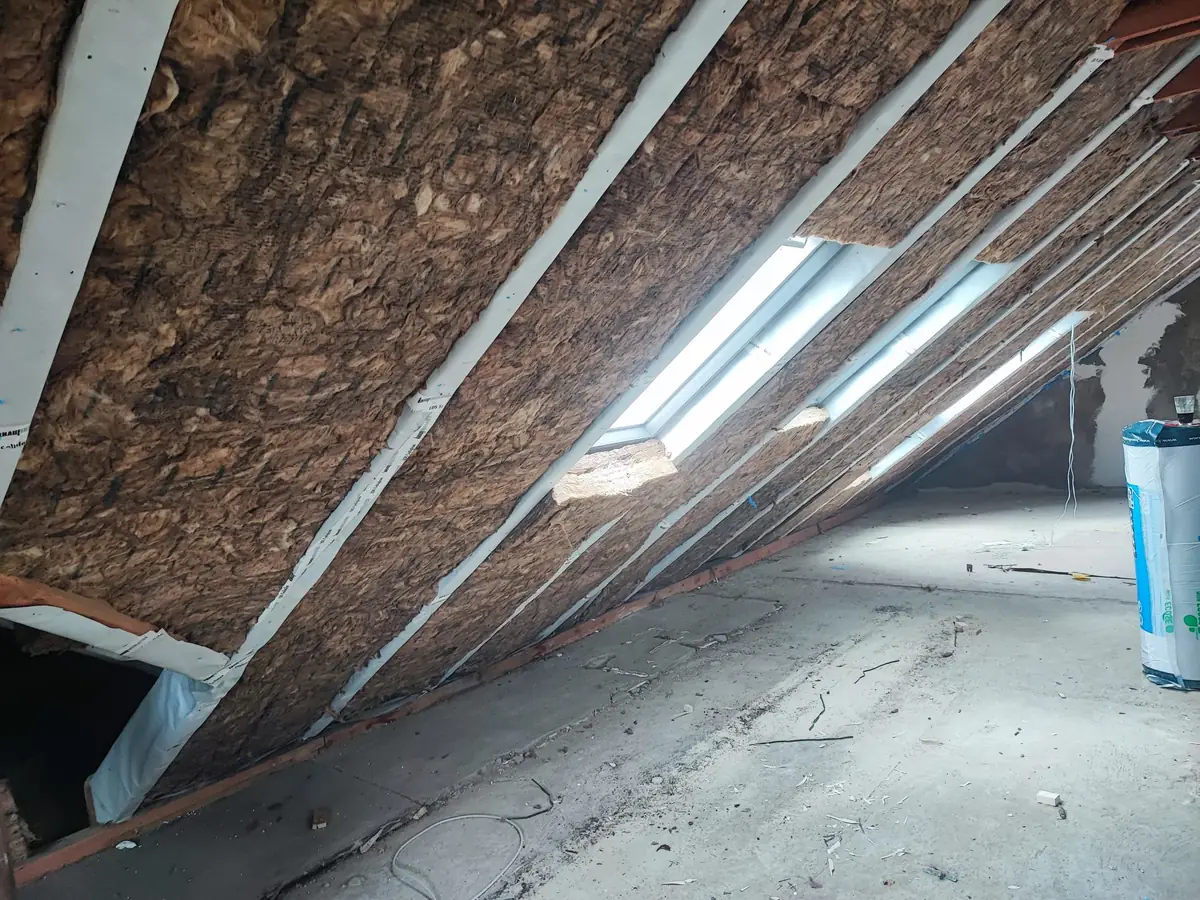 Zwischensparrendämmung in einem ausgebauten Dachgeschoss