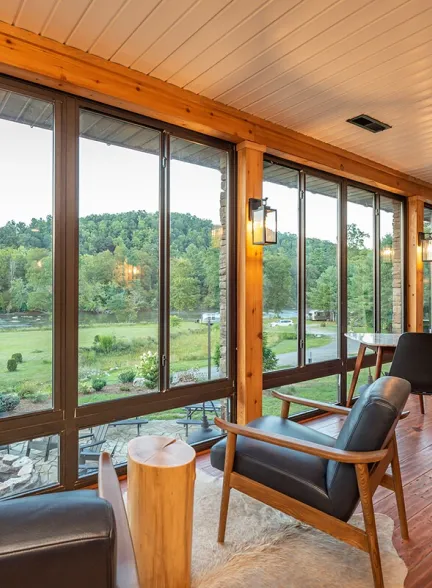 Private Hot Tub and Treehouse Sauna