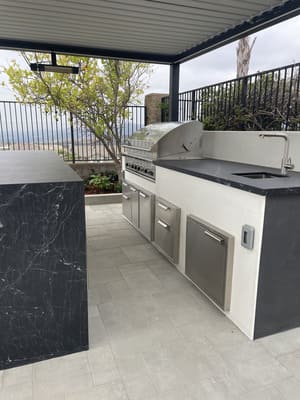 {{ custom_values.service_1 }} in {{custom_values.area_2})