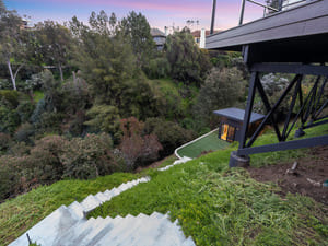 {{ custom_values.service_1 }} in {{custom_values.area_7})