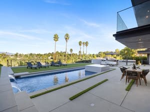 {{ custom_values.service_3 }} in {{custom_values.area_7})