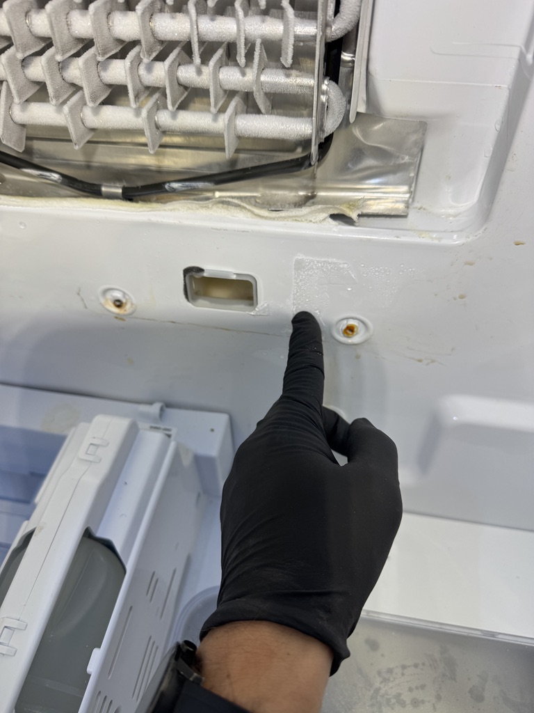 Samsung refrigerator drain area cover repair Samsung refrigerator drain area cover repair
