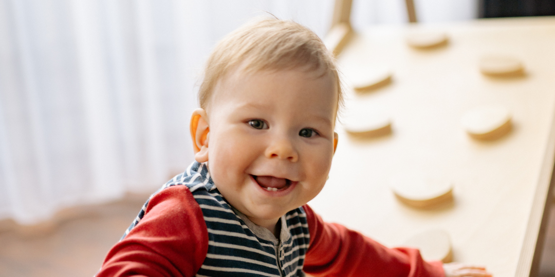 Consulta pediátrica de niño sano