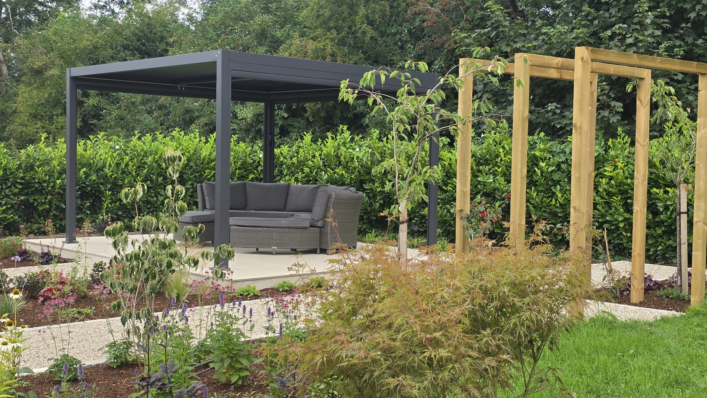 Large Garden with Sauna gallery 4