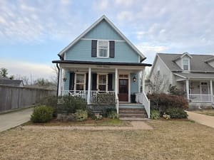 {{ custom_values.service_3 }} in {{custom_values.area_2})