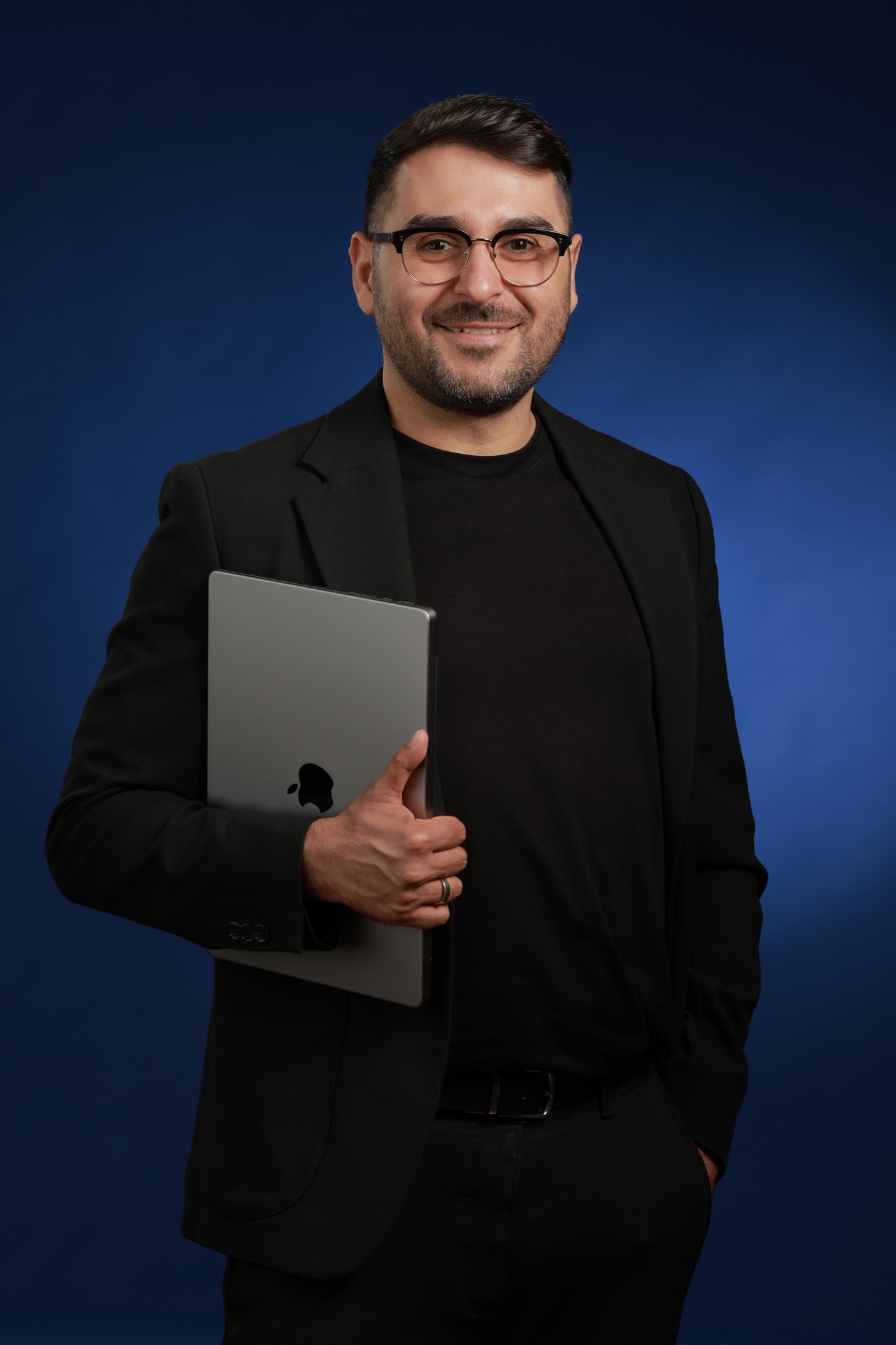 Adrian Puiu, fondatorul Comunități Online