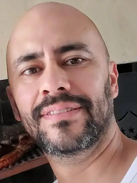 Víctor Torres