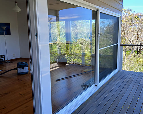 Double & Single Glazing in Clyde North