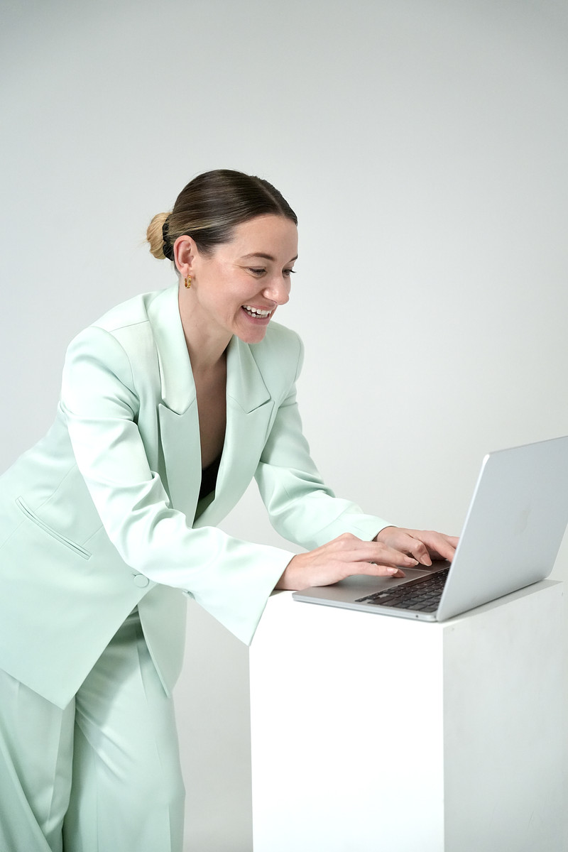Kara from Revii providing dedicated account setup and support