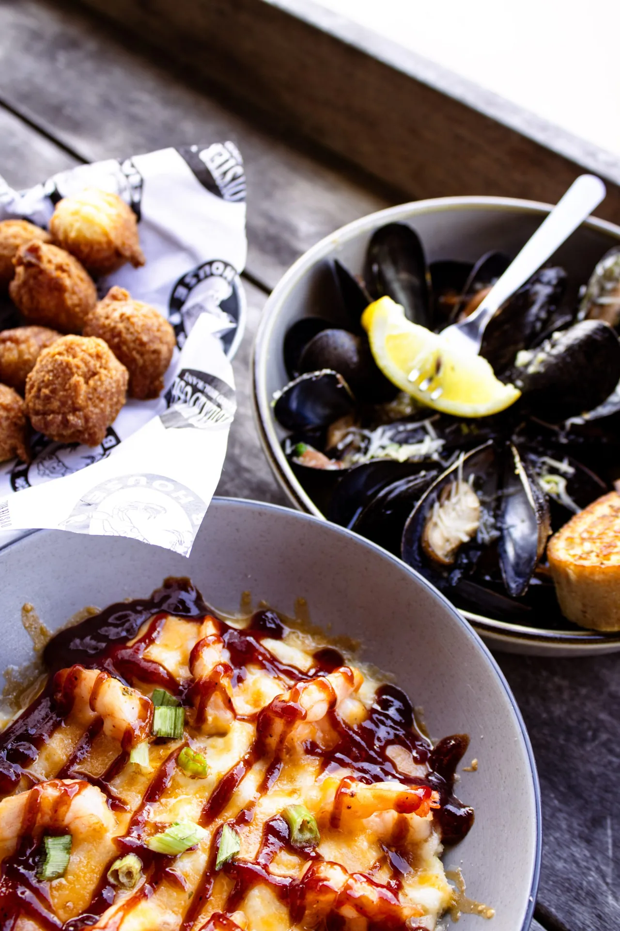 Steampot and mussels on deck