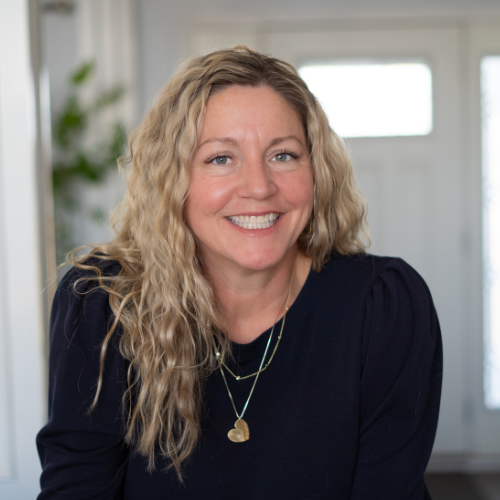 Swipe, Scroll, Repeat: The Science and Psychology of Short-Form Videos