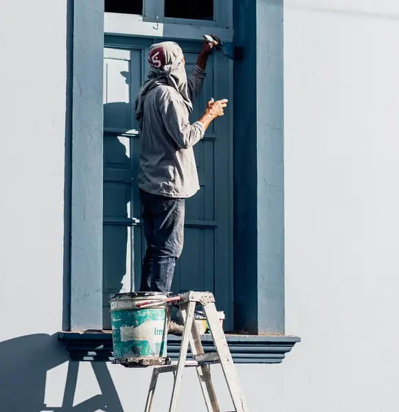 Bespoke Custom Painting Service