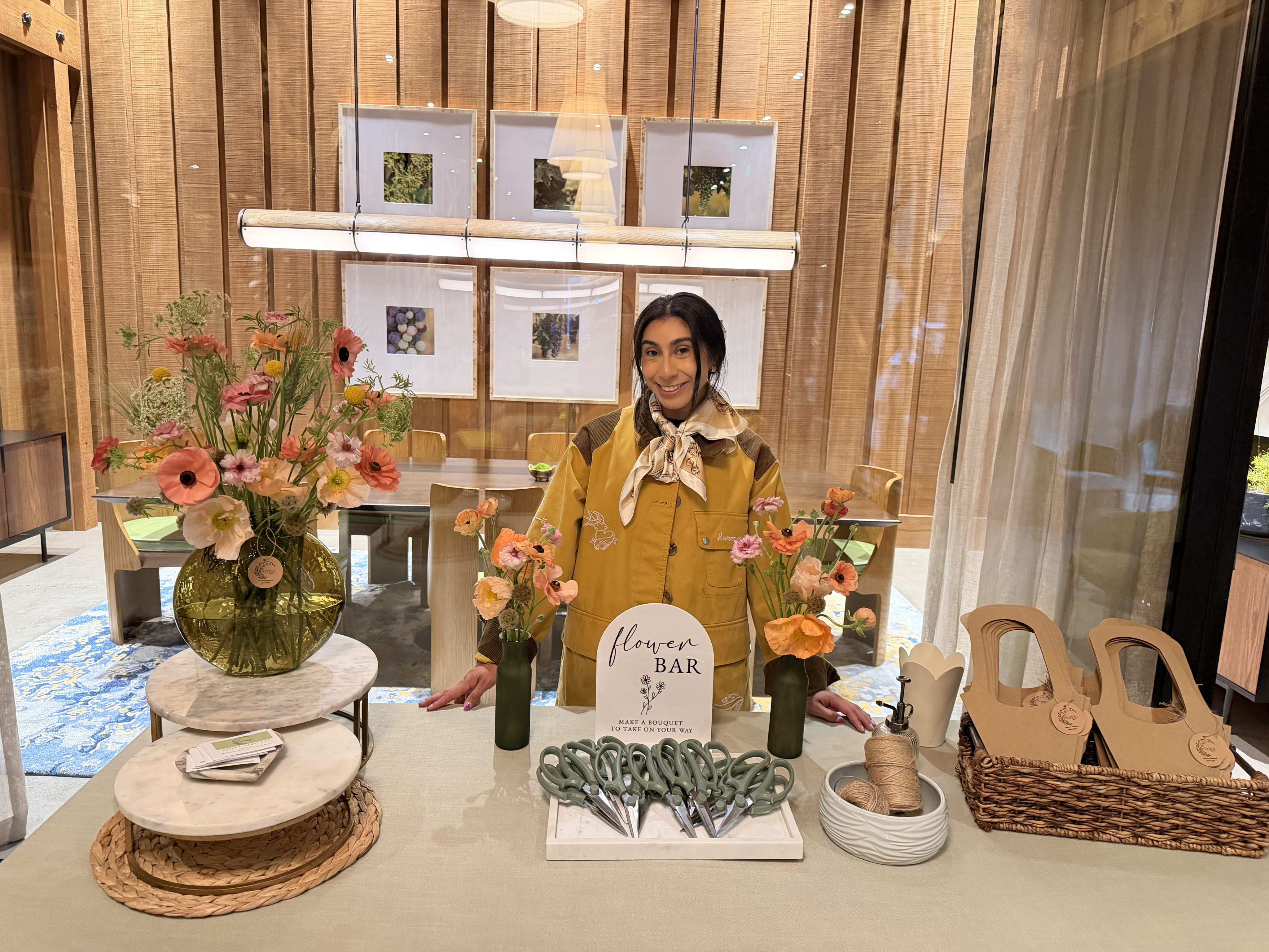 Pea at the flower bar