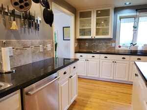 {{ custom_values.service_3 }} in {{custom_values.area_7})