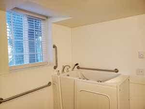 {{ custom_values.service_2 }} in {{custom_values.area_6})