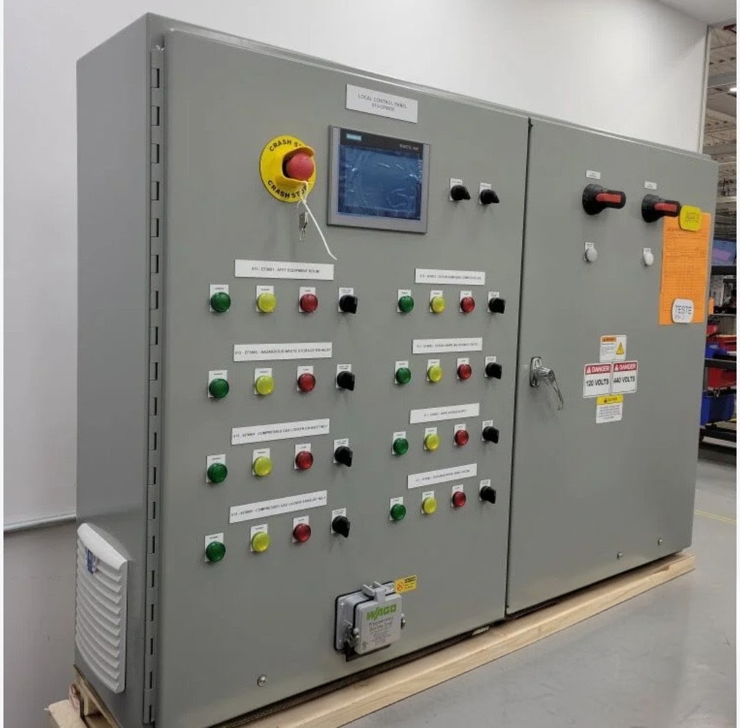 Installation de panneaux de contrôle électriques en Outaouais