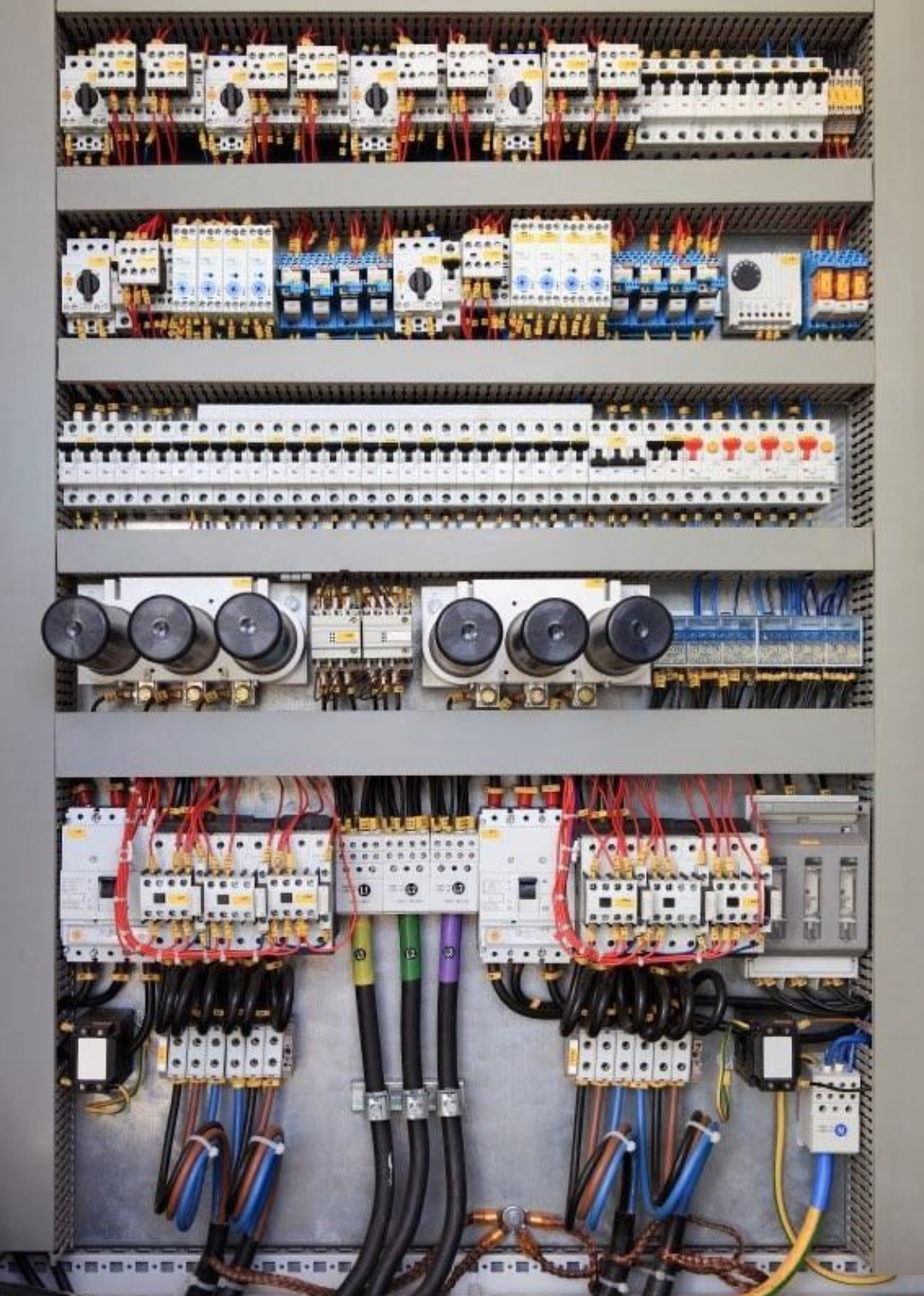 Modernisation de panneau de contrôle électrique