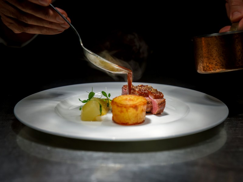 Marc, chef à domicile spécialisé en cuisine du terroir québécois