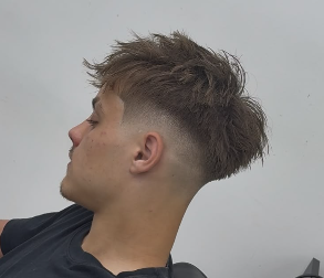 ARTIST Barber munka 5