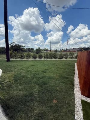 {{ custom_values.service_2 }} in {{custom_values.area_4})