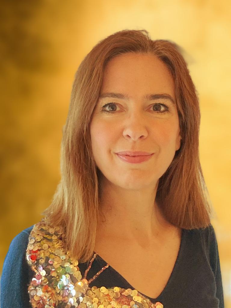 Anne France, sonothérapeute et praticienne en Chant Vibratoire Aeolia®