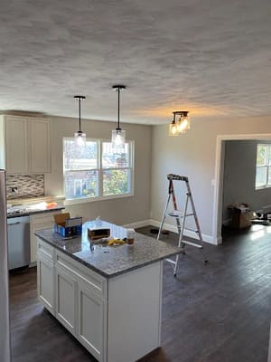 {{ custom_values.service_1 }} in {{custom_values.area_7})