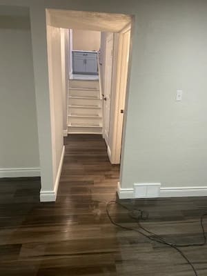 {{ custom_values.service_1 }} in {{custom_values.area_5})