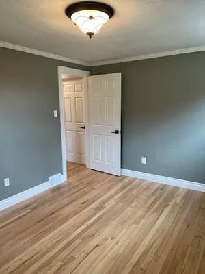 {{ custom_values.service_4 }} in {{custom_values.area_5})