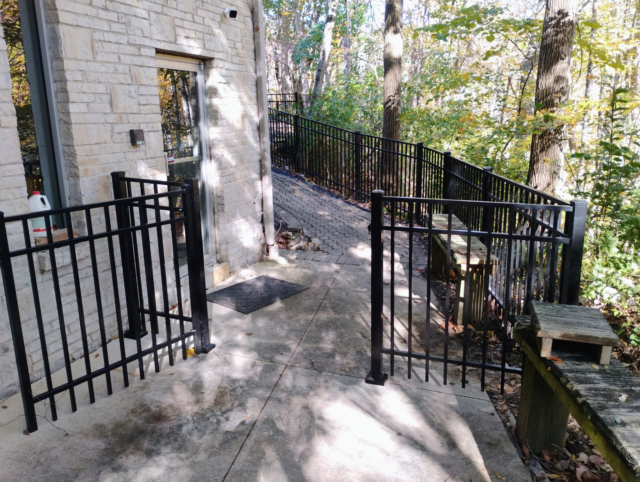Heavy-duty ornamental aluminum property line fence in Grove City, OH.