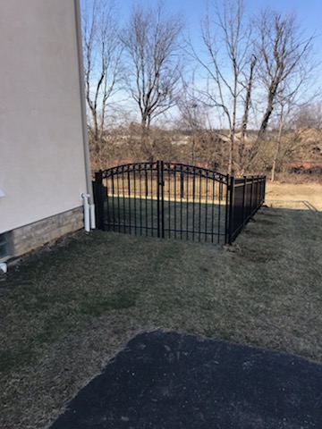 Spear-top black aluminum security fencing for a residential property in Newark, OH.