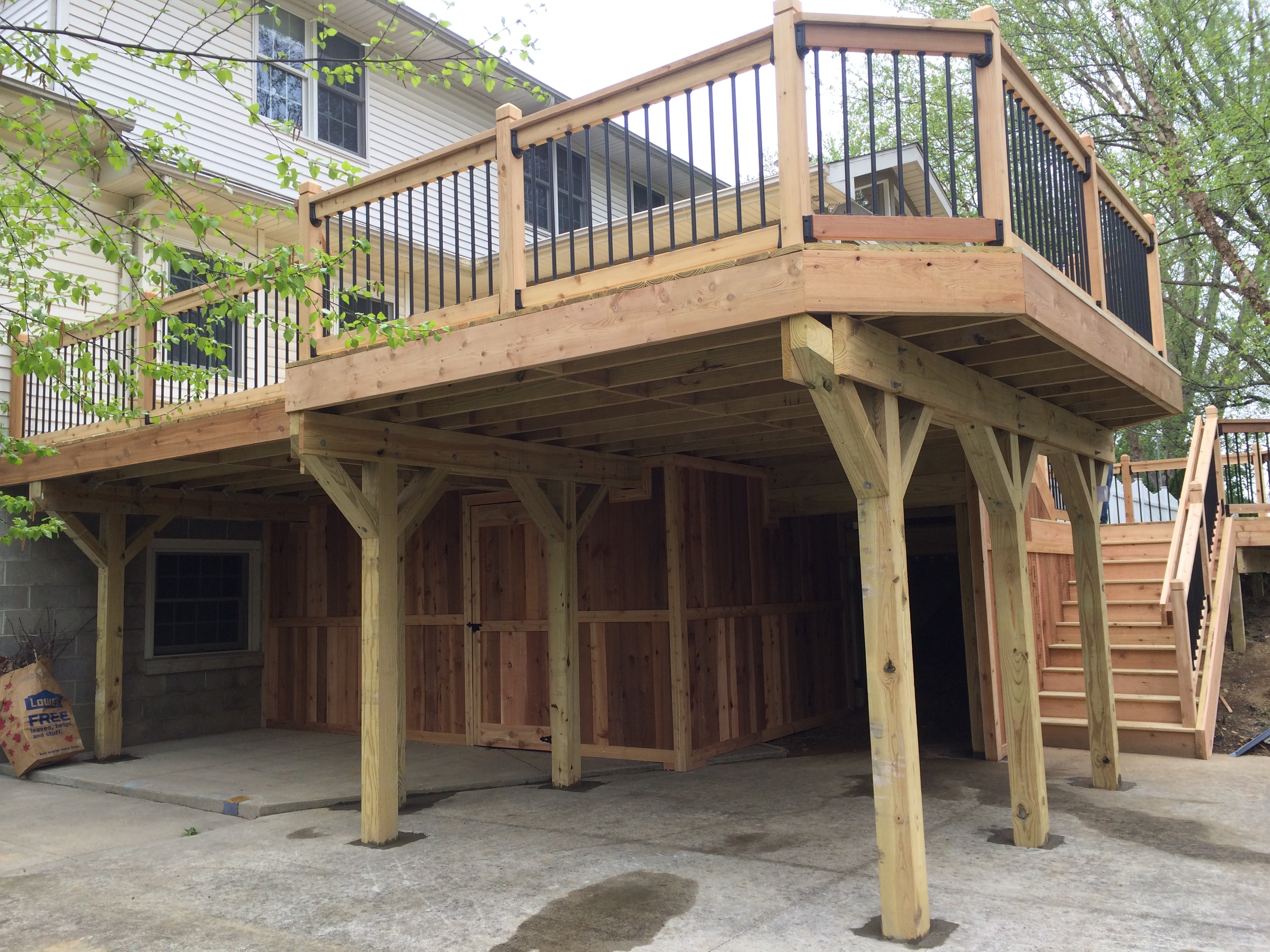 Elevated outdoor living space and wooden deck in Columbus, OH.