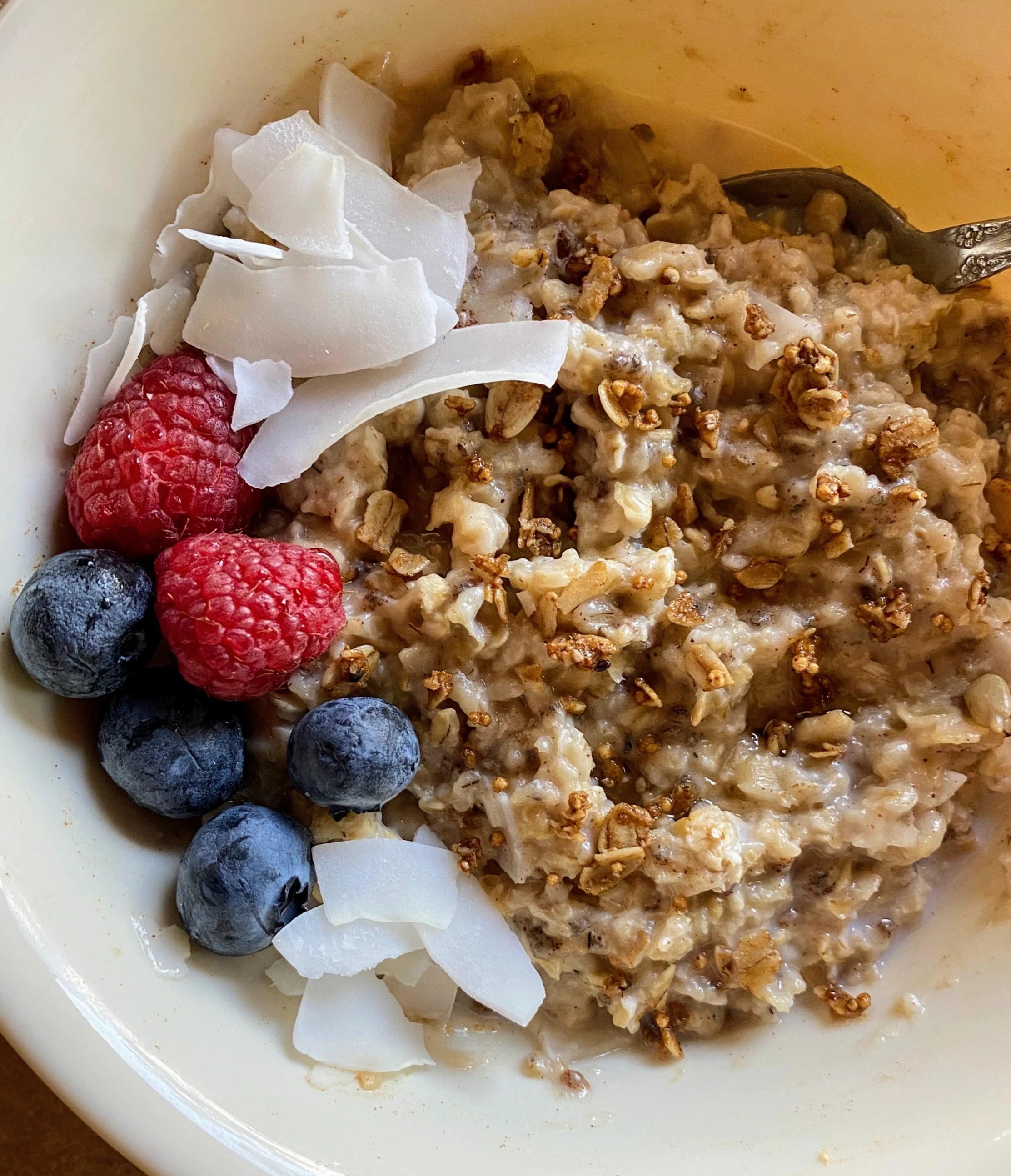Vanilla Coconut Cream Oatmeal