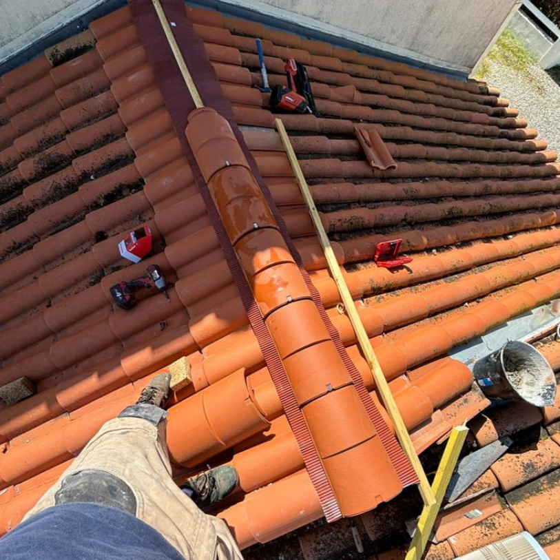 Couvreur Cabariot / toiture Cabariot / WRL Compagnon de la Couverture / charpente Cabariot / zinguerie Cabariot / isolation Cabariot / couverture Charente-Maritime / entretien toiture Cabariot / rénovation toiture Cabariot / toiture durable Charente-Maritime / gouttières Cabariot / étanchéité toiture Cabariot / toiture performante Cabariot / maison confortable Cabariot / travaux toiture Cabariot / charpente sur mesure Cabariot / zinguerie sur mesure Cabariot / isolation thermique Cabariot / expert toiture Cabariot / maison protégée Cabariot