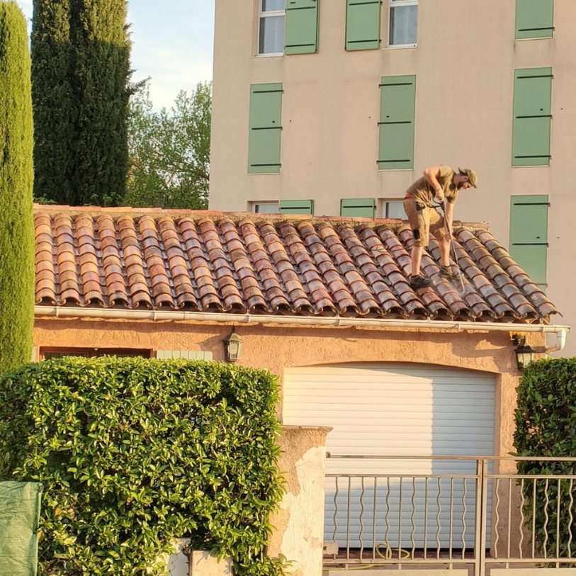 nettoyage toiture Cabariot / démoussage toiture Charente-Maritime / entretien toiture 17 / couvreur nettoyage toiture Cabariot / mousse toiture traitement / nettoyage tuiles Charente-Maritime / hydrofuge toiture 17 / entreprise couverture Cabariot / toiture encrassée nettoyage / entretien toiture Charente-Maritime / nettoyage toit maison / prévention mousse toiture / couvreur Charente-Maritime nettoyage / traitement toiture 17 / rénovation toiture entretien