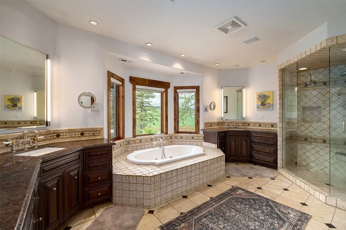 Custom home built by Unison Builds on Thorpe Mountain Drive in Steamboat Springs, Colorado