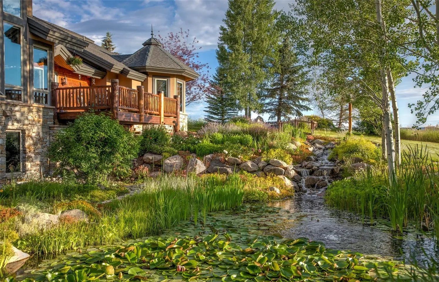Colorado mountain custom home interior built by Unison Builds