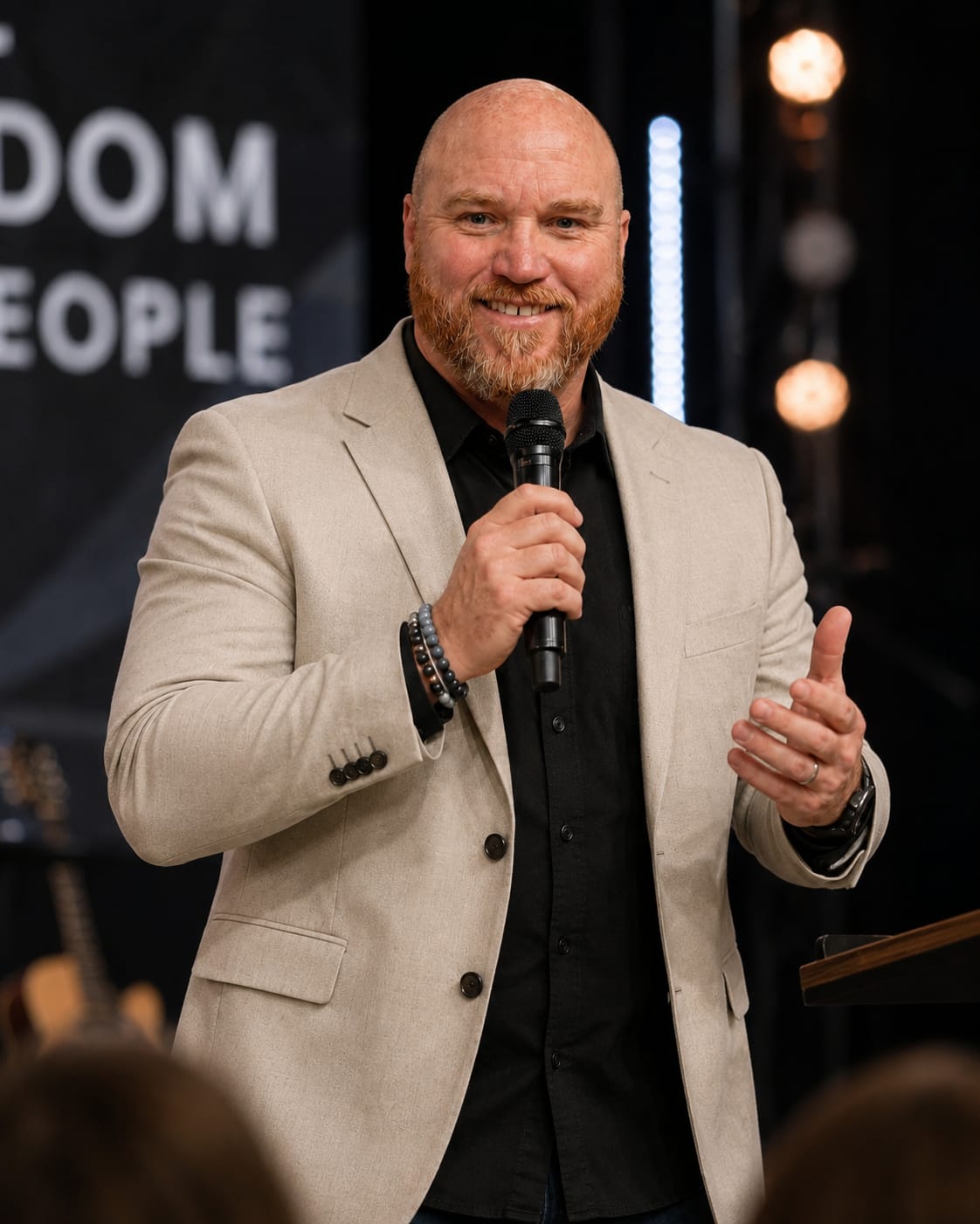 Pastor Lee Jackson speaking