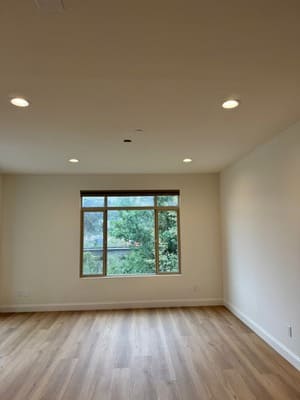 {{ custom_values.service_3 }} in {{custom_values.area_3})