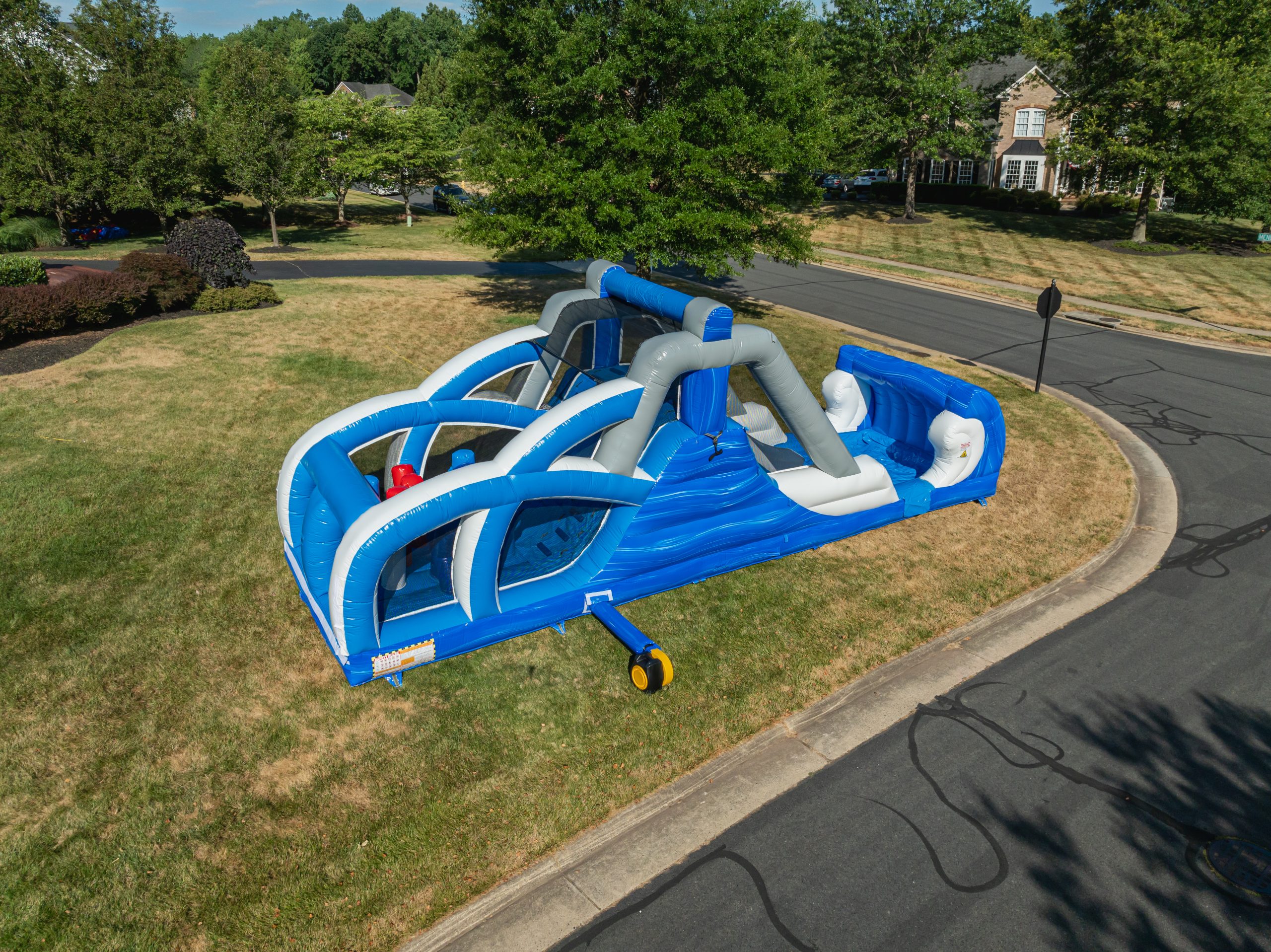 Tidal Wave Obstacle Course photo 3