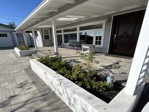 {{ custom_values.service_2 }} in {{custom_values.area_6})