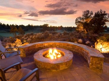Fire Pits With Sitting Wall in Noblesville