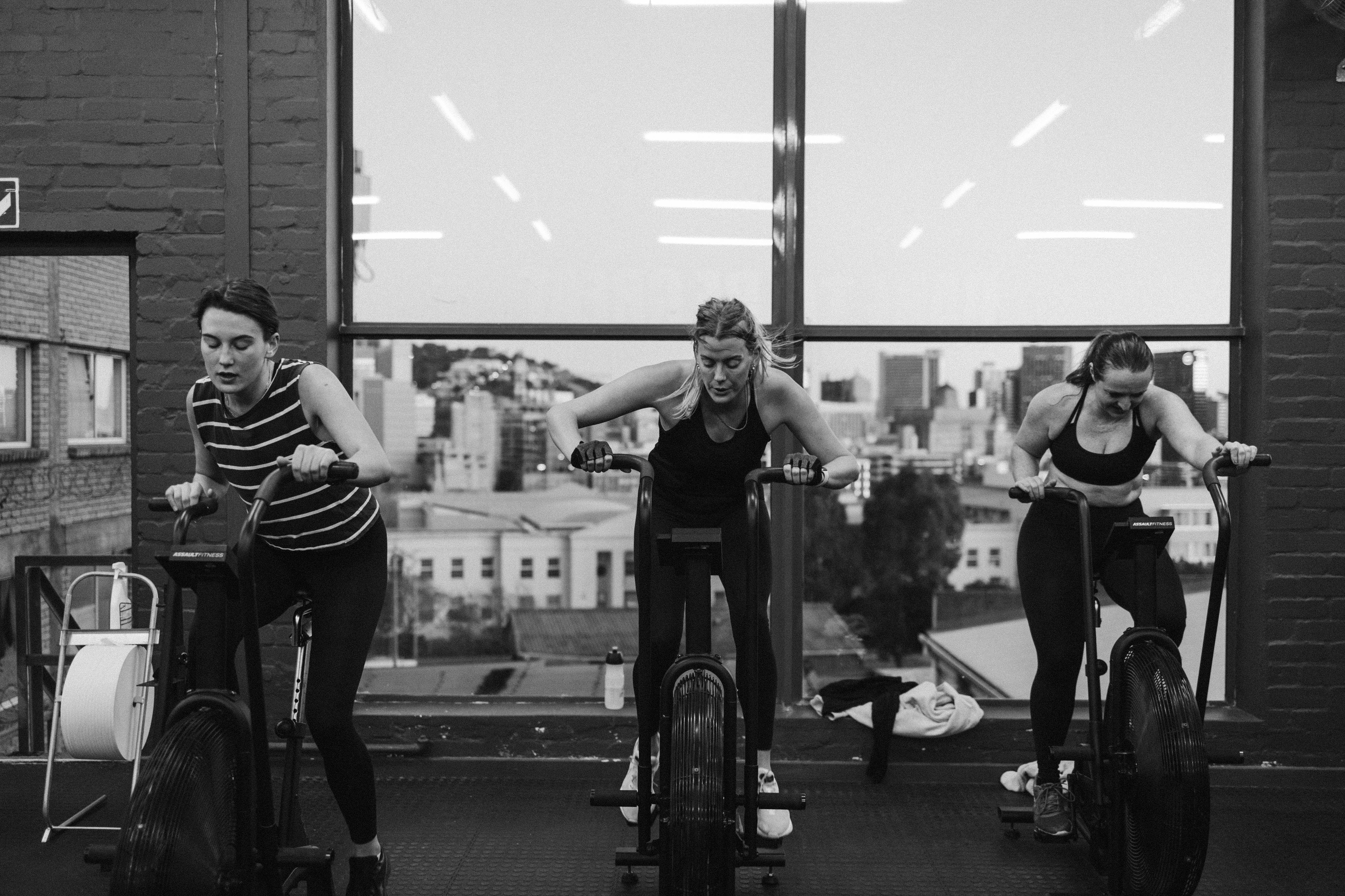 Women training at Roark Gyms