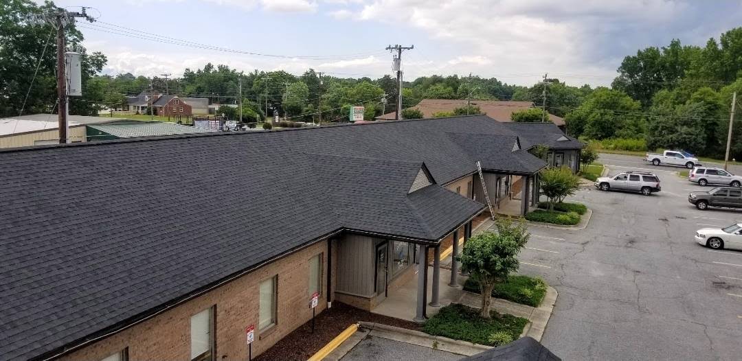 Commercial roofing project