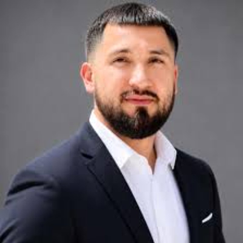 Photo of Nickeo M., Realtor and SellScore Pro customer
