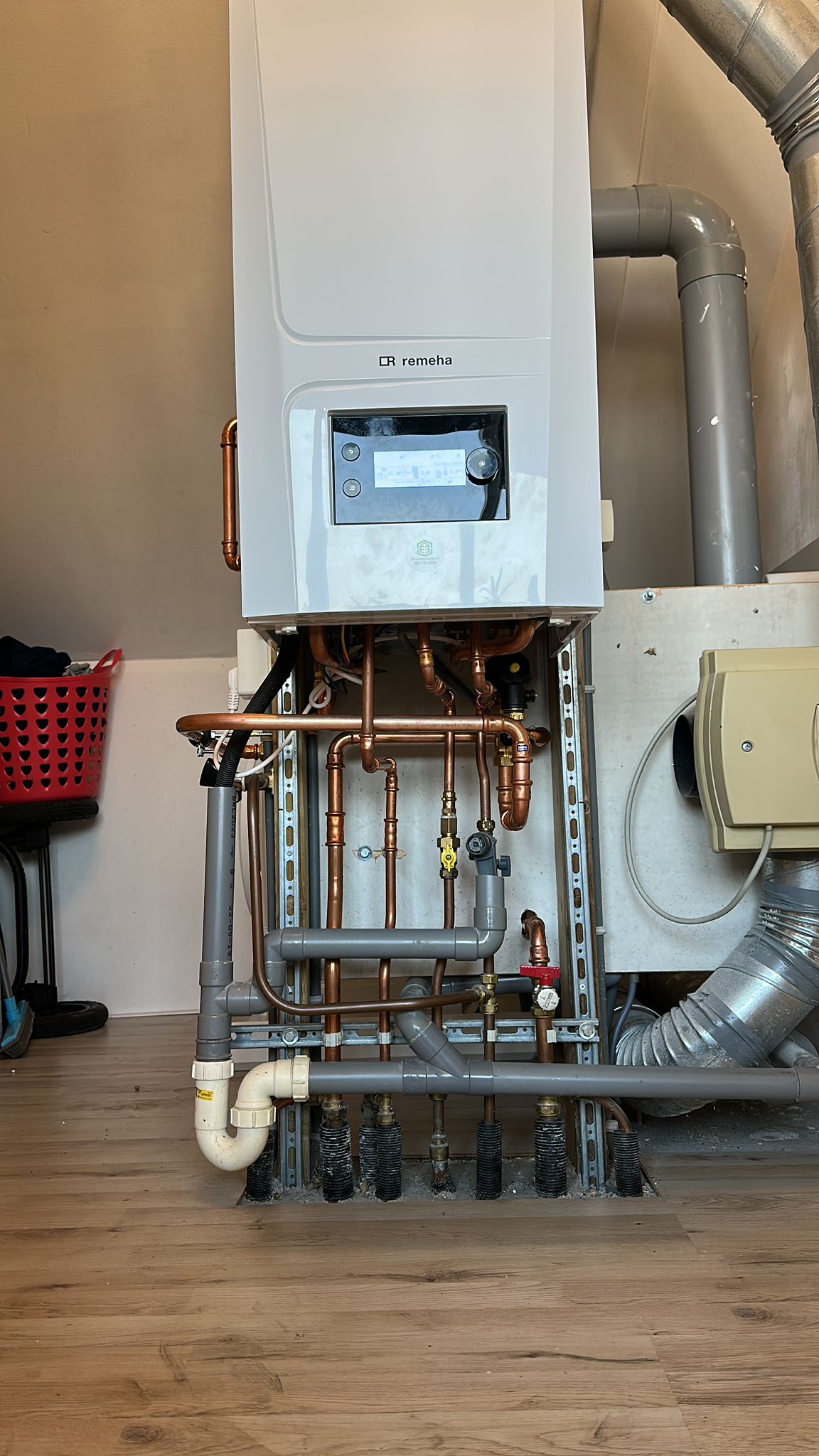 Divari boiler installatie